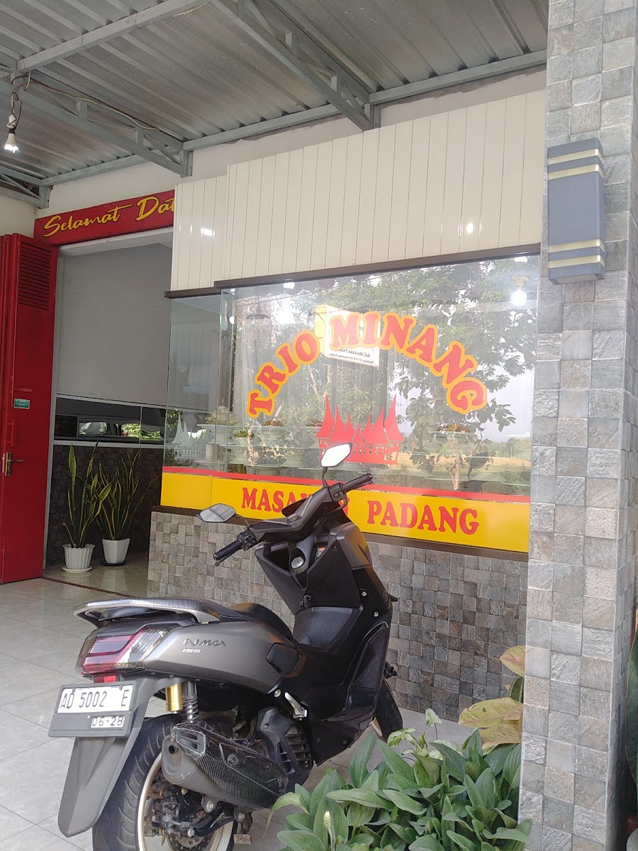 Rumah Makan Trio Minang Photo 4