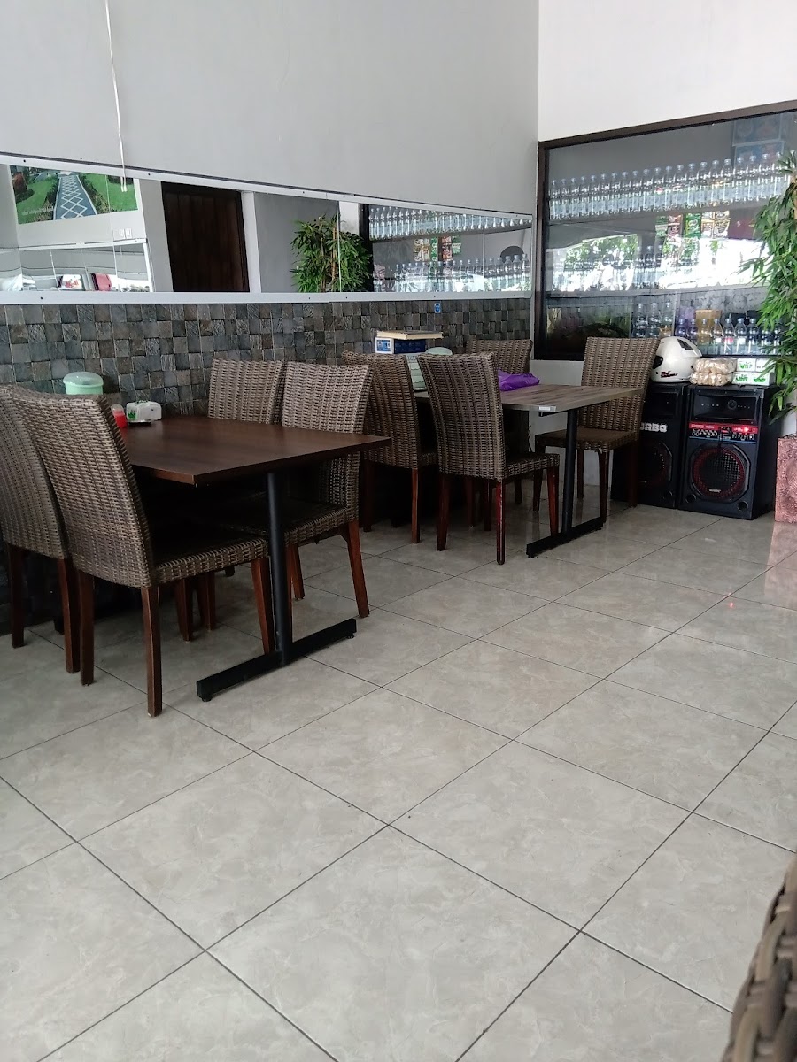 Rumah Makan Trio Minang Photo 6