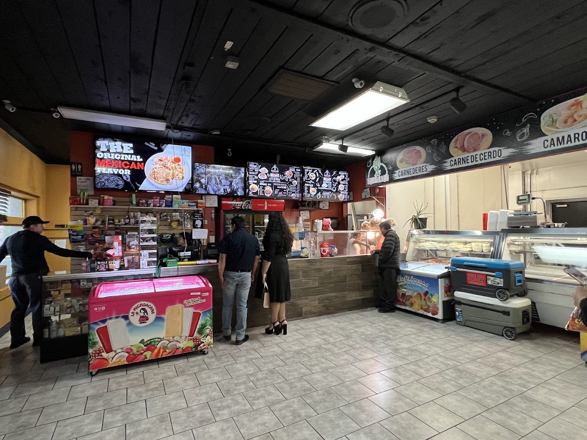 Taqueria El Bajio Photo 6