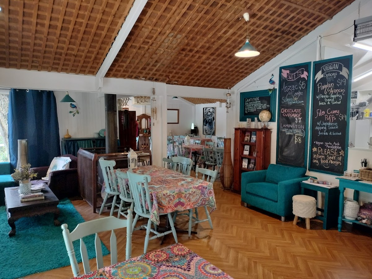 Juno’s The Mountain Teahouse