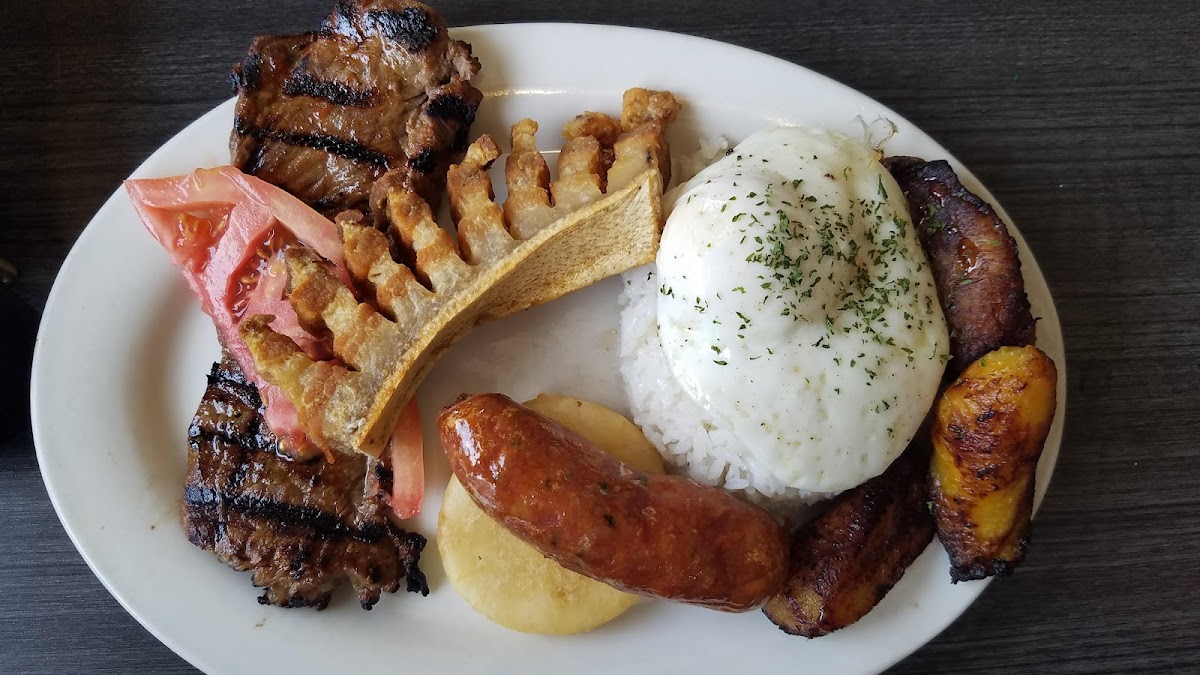 Las Palmas Orlando Photo 9
