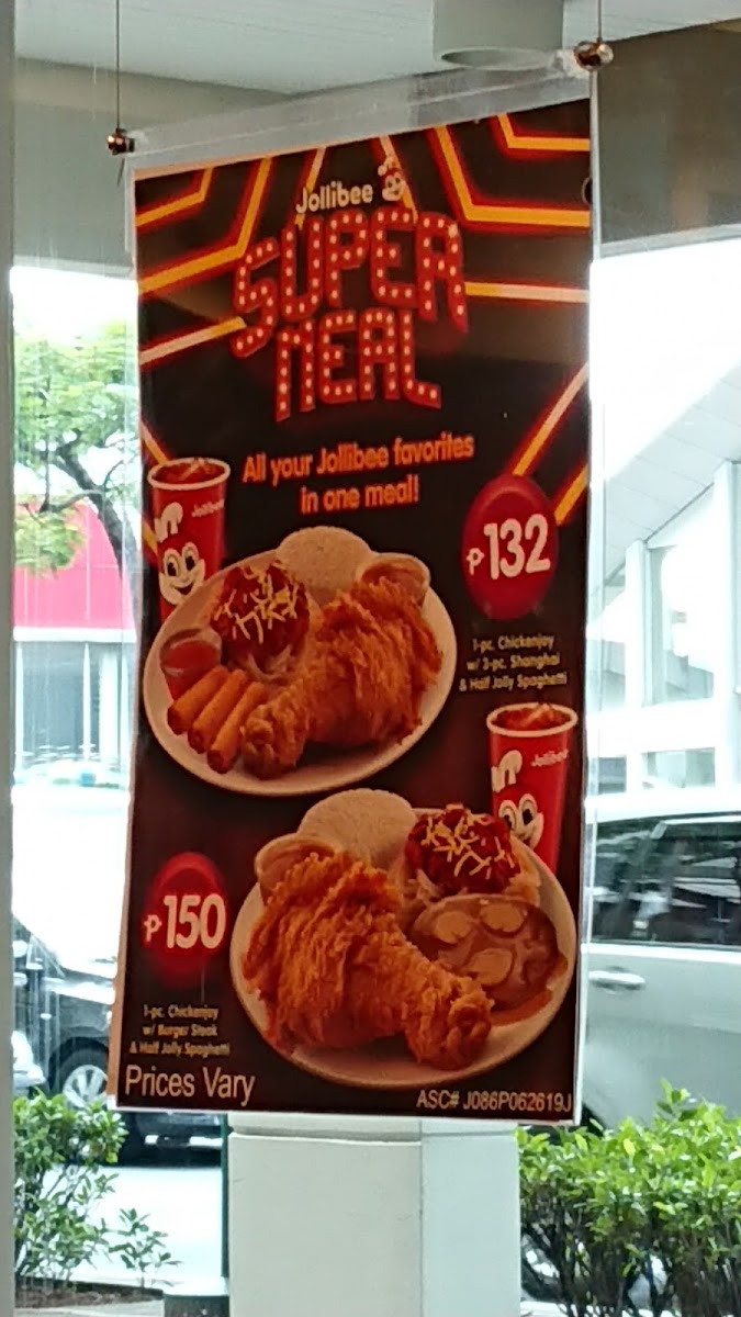 Jollibee Bonifacio Global City Photo Menu 3
