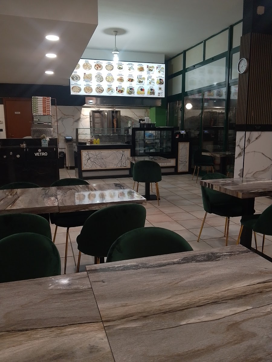 HM kebap Istanbul Turkish kebap e pizza