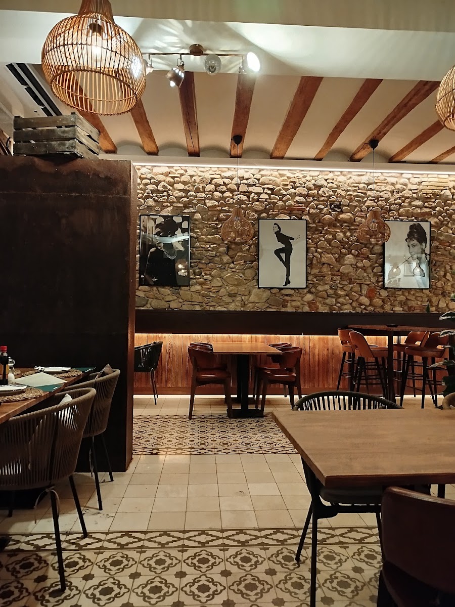 La Descarada l Restaurant Santa Coloma de Farners