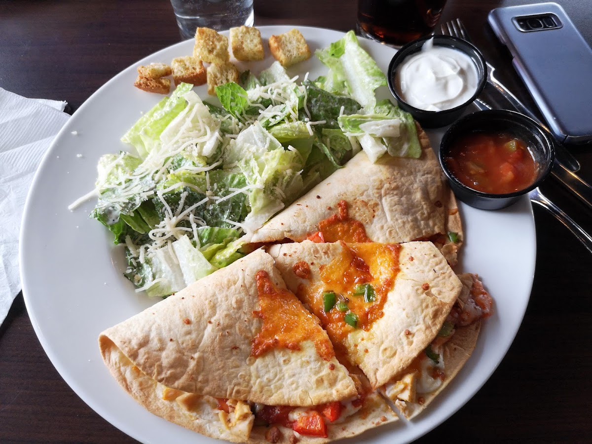 Blended Pub & Grill Photo 6
