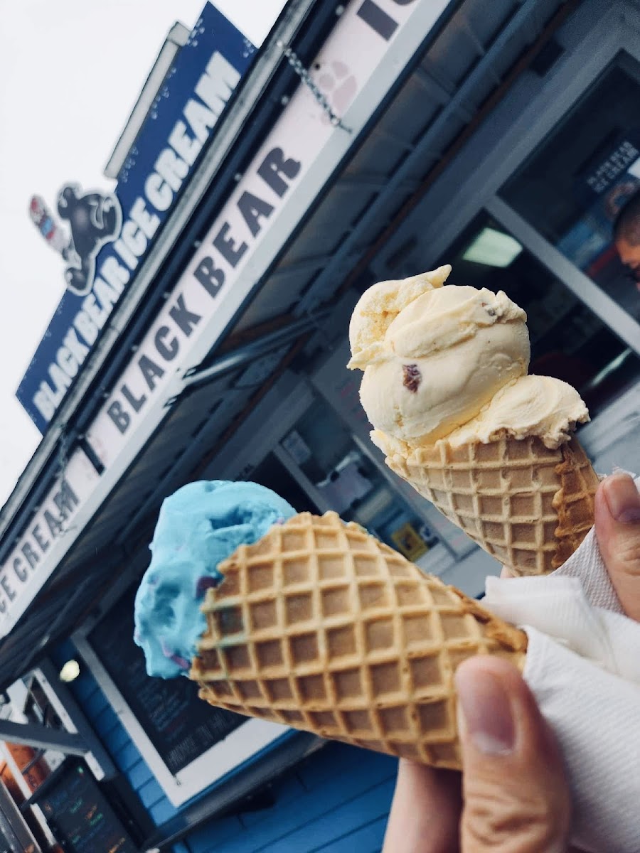 Black Bear Ice Cream Photo 3