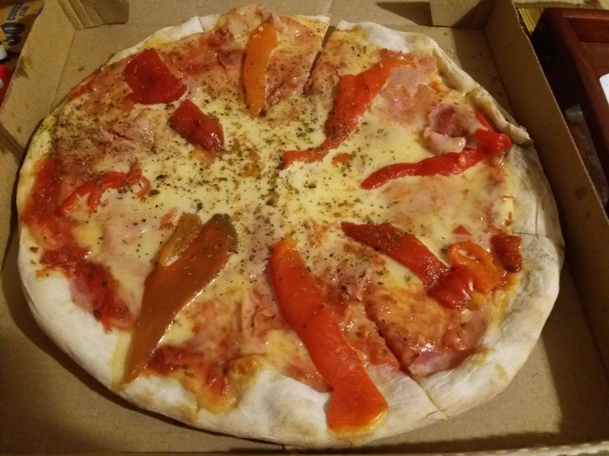 Pizzería Corrientes Pizzas y Empanadas Photo 9