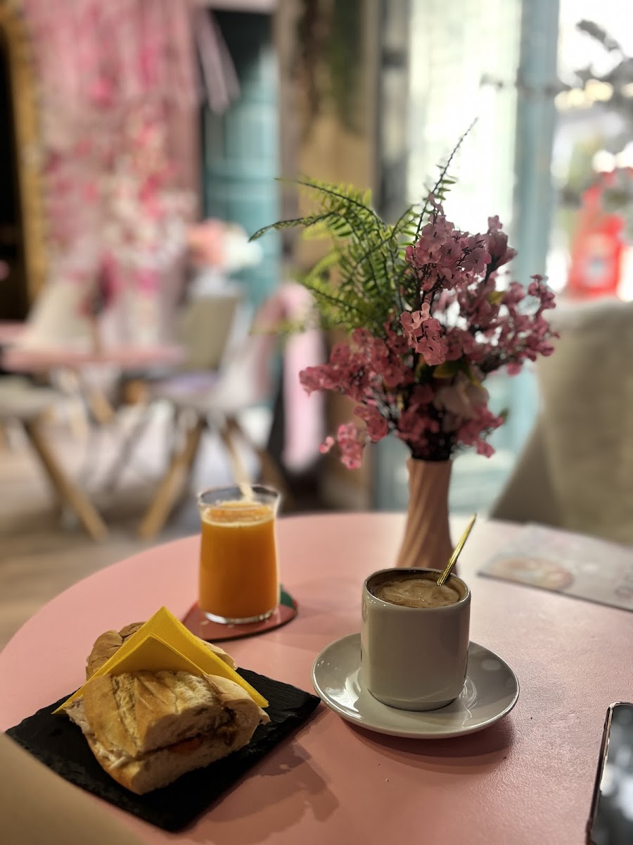 Arena Crepe Café Photo 7