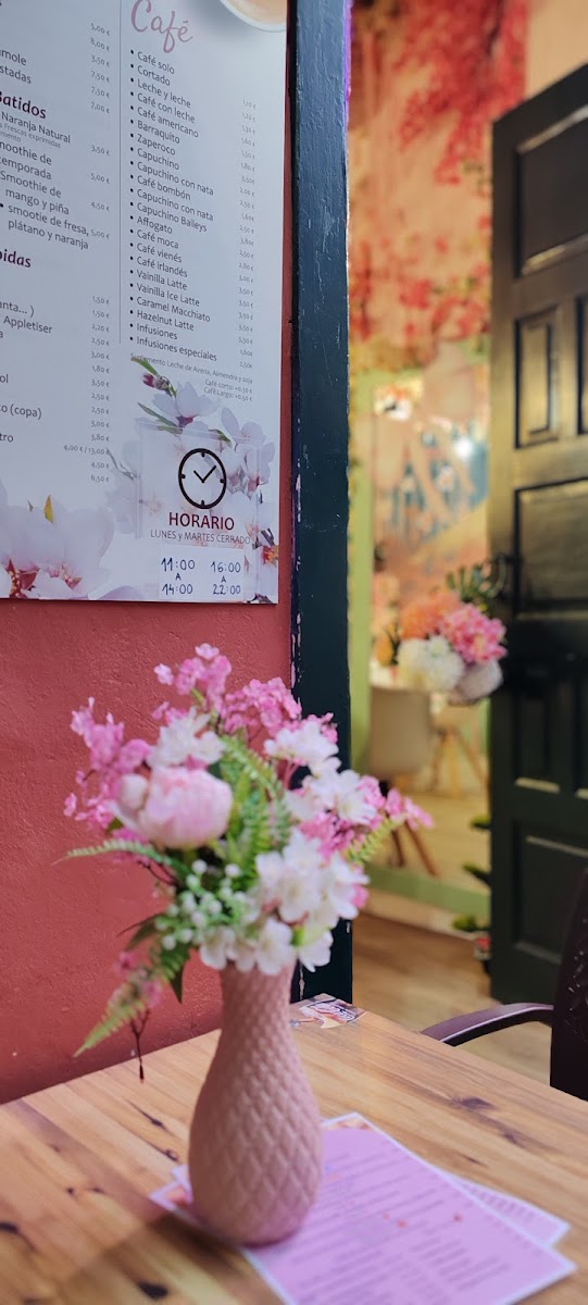 Arena Crepe Café Photo Menu 1