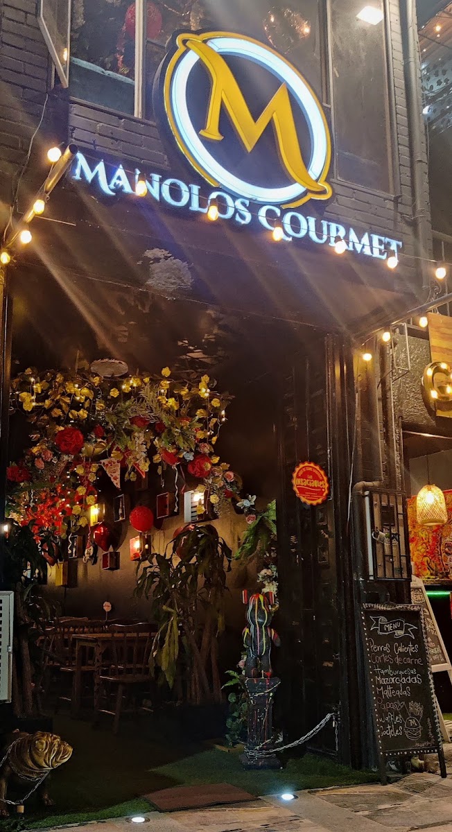 Manolos Gourmet