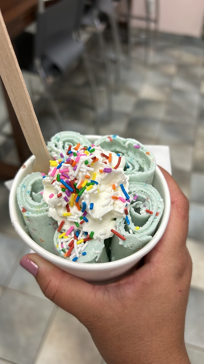 Sweet Swirls Photo 5