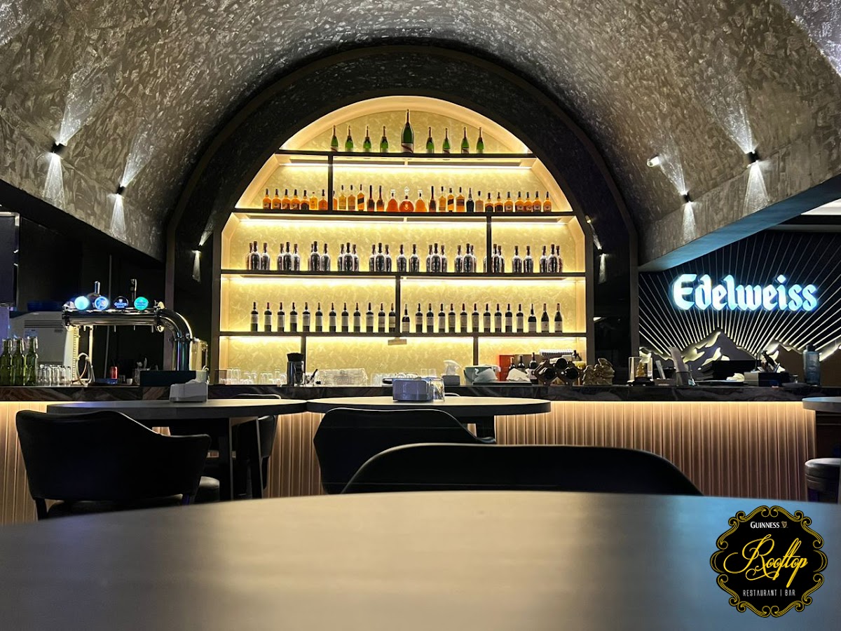 Rooftop Restaurant and Bar Photo 4