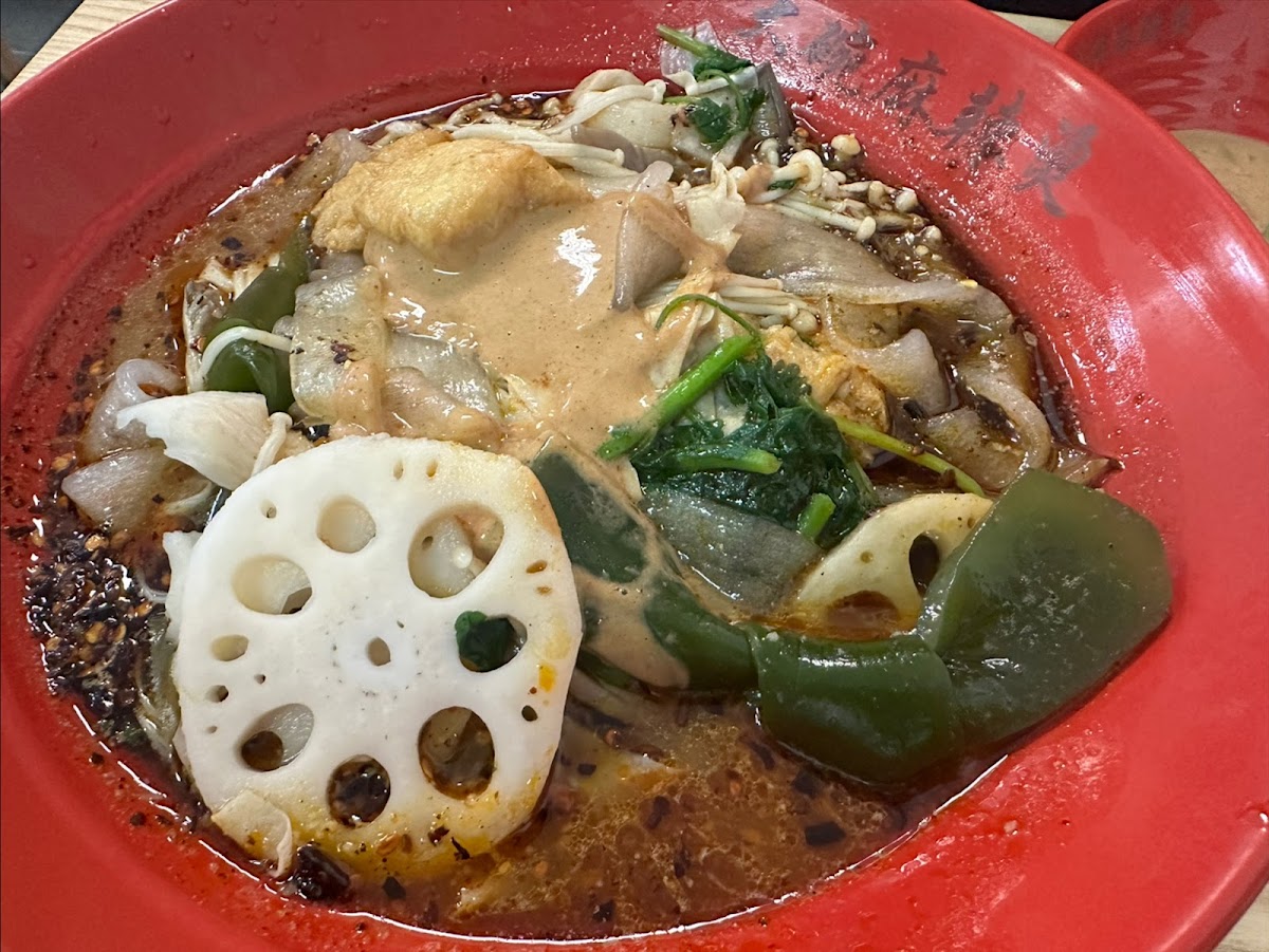 Big Bowl Spicy Cuisine 大碗麻辣烫 Photo 6