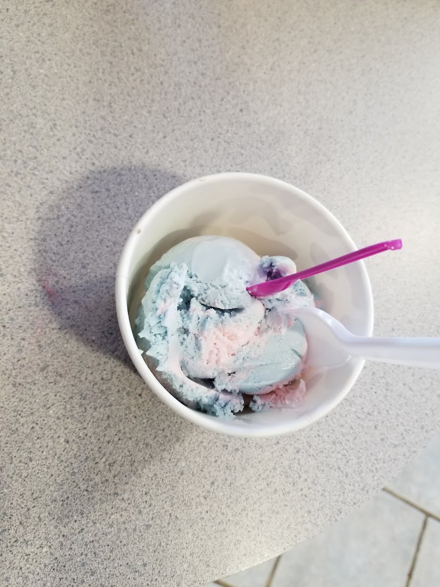 Brennan's Big Chill Photo 7