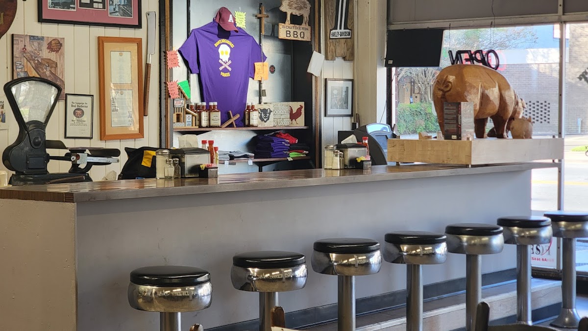 Bum's Restaurant Photo 3