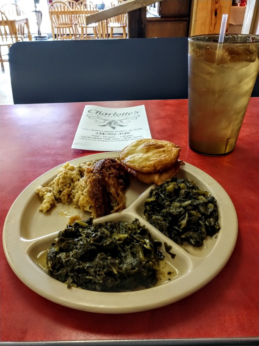 Charlotte's Restaurant Photo 7