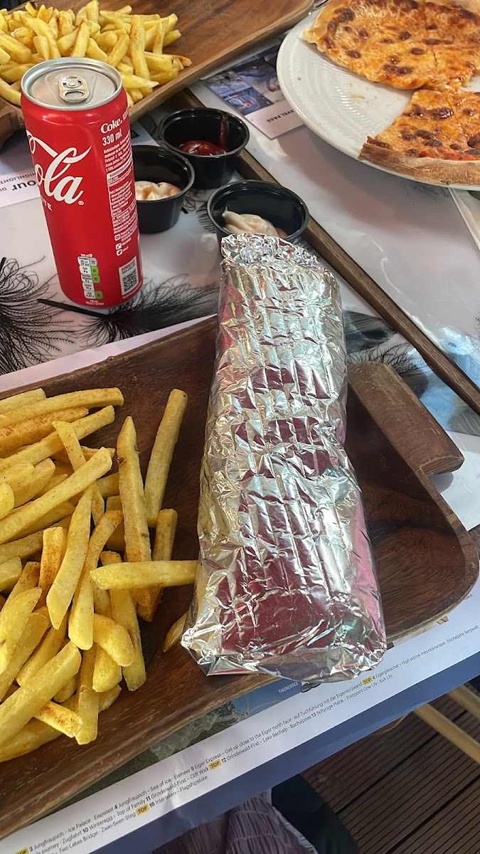 Interlaken Pizza (مطعم الشام) Photo 6