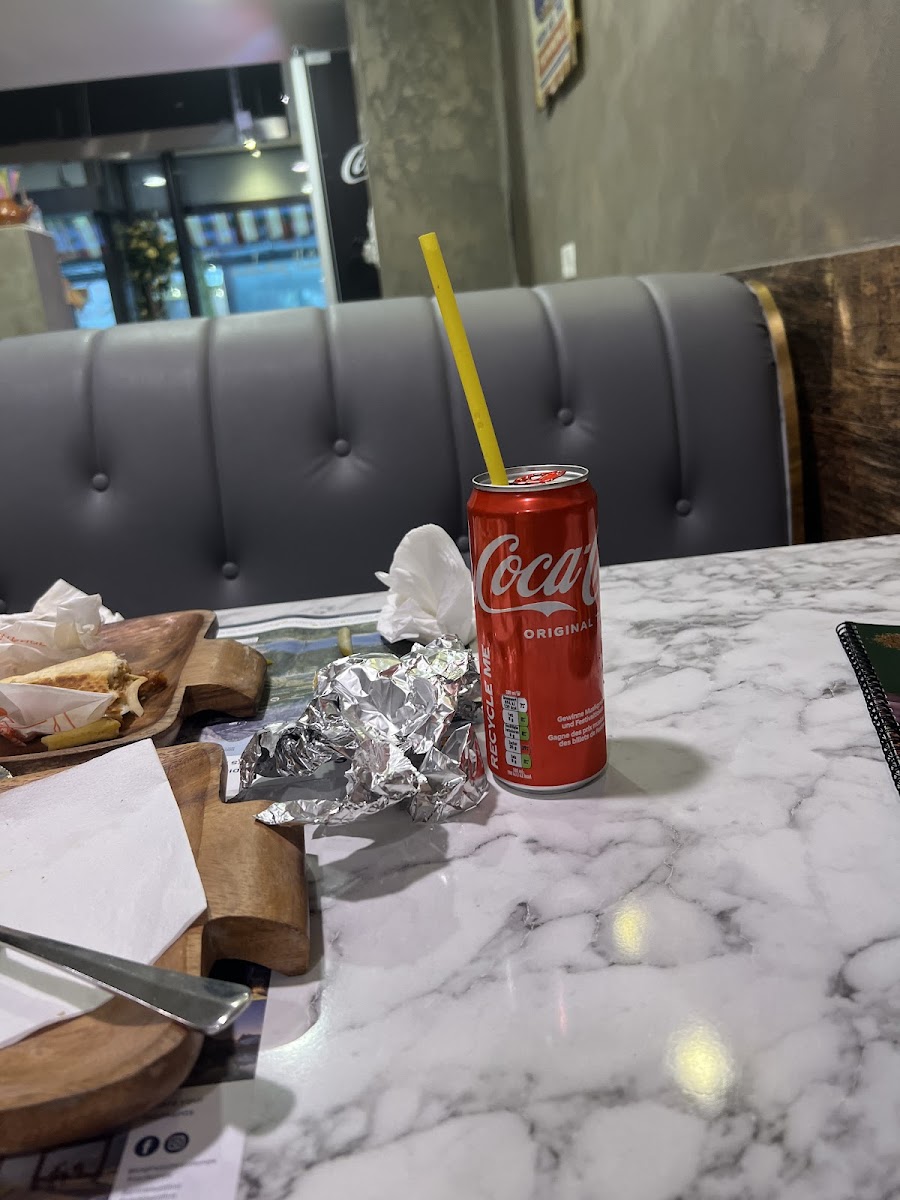 Interlaken Pizza (مطعم الشام) Photo 8
