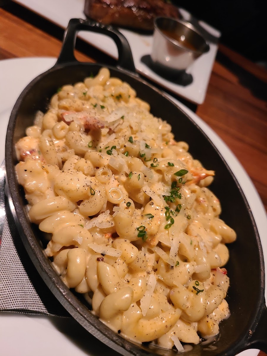 LUX Steakhouse + BAR94 Photo 7