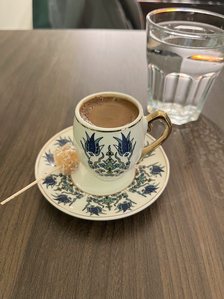 Gudea Coffee House Photo 5