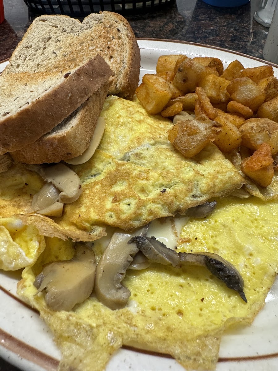 Two Sister’s Diner Photo 3