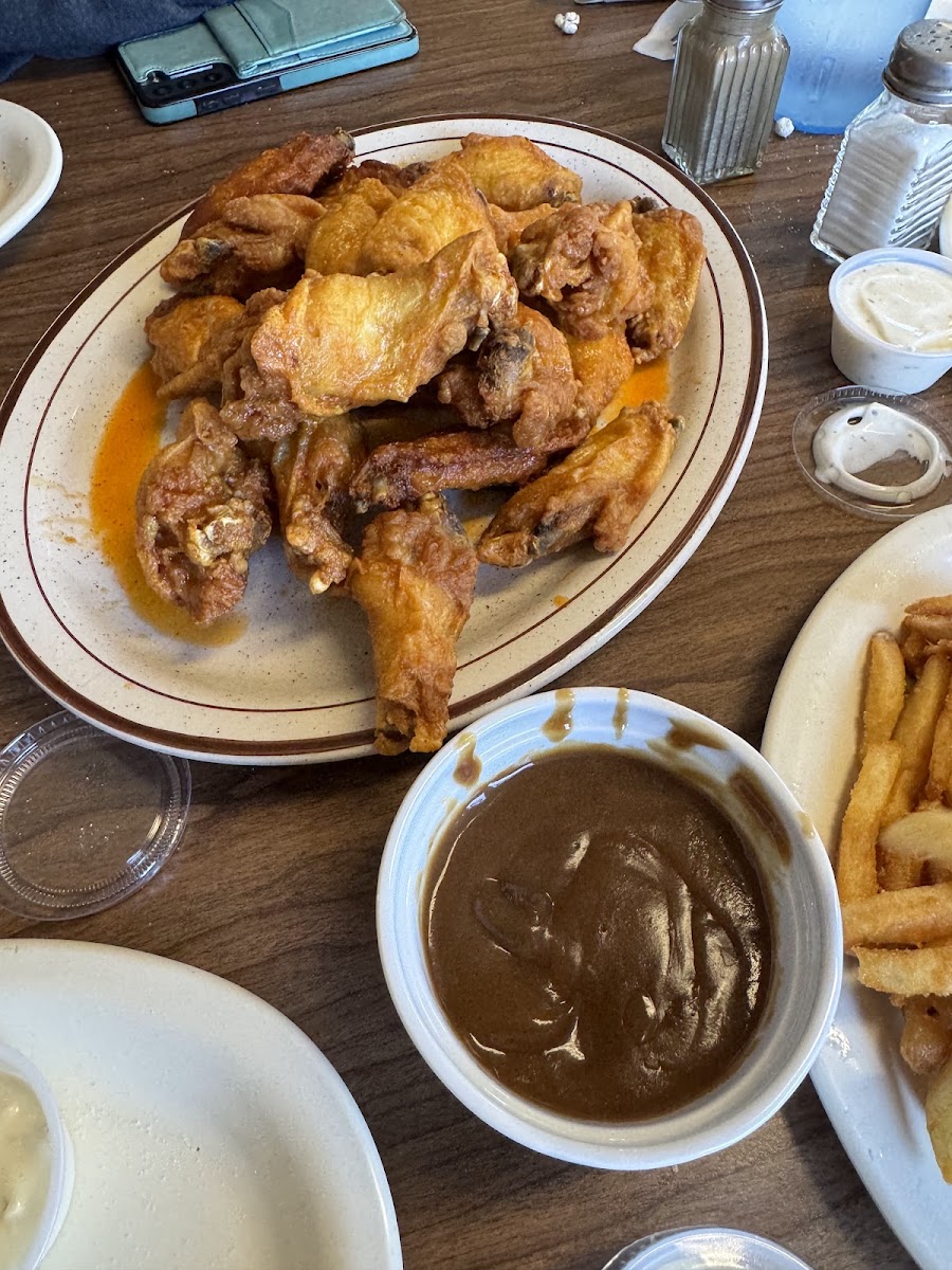 Two Sister’s Diner Photo 4