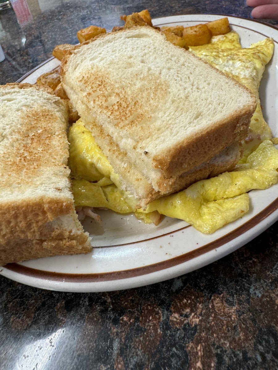 Two Sister’s Diner Photo 8