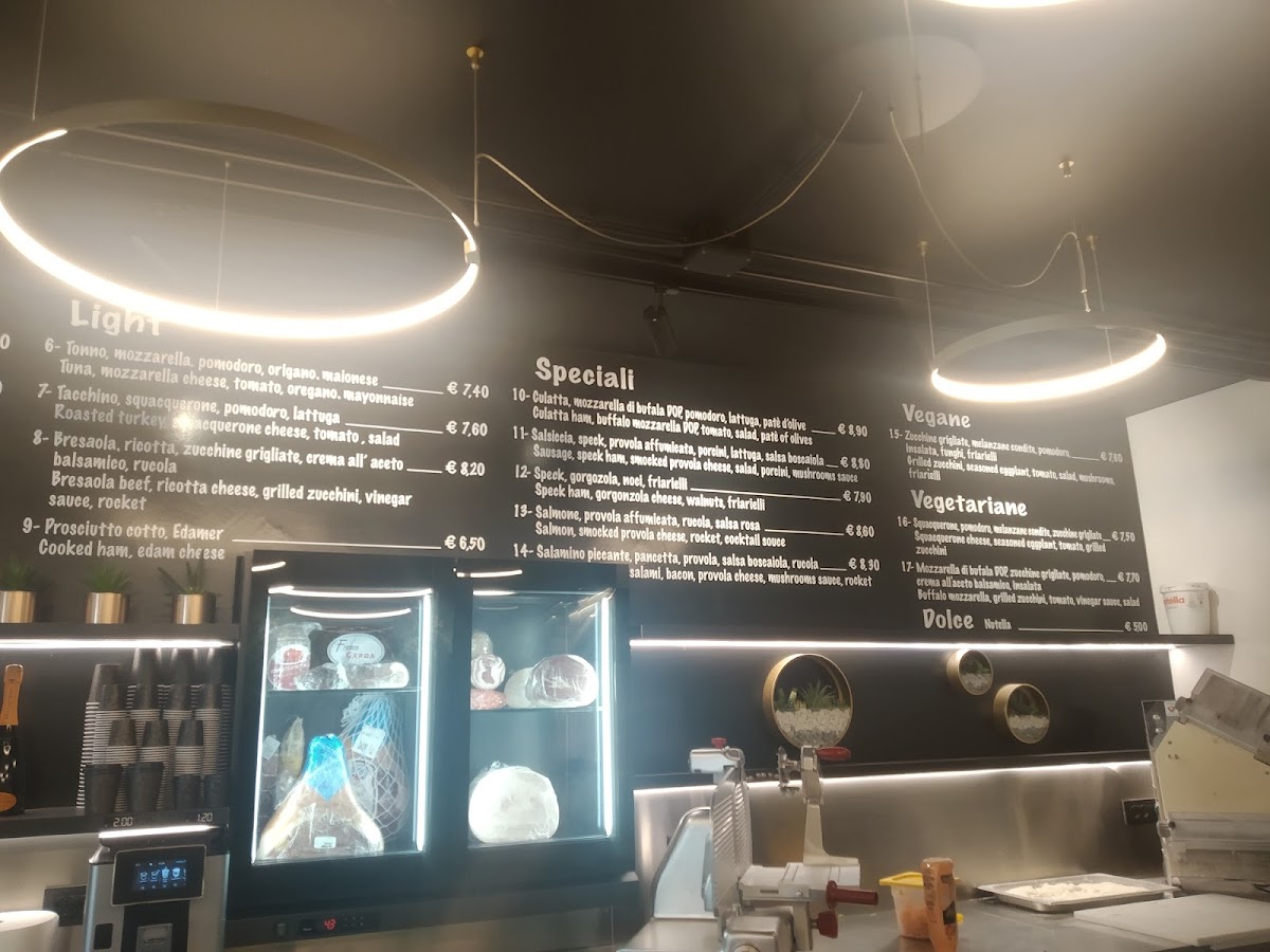 Piadineria Sirmione Photo Menu 6