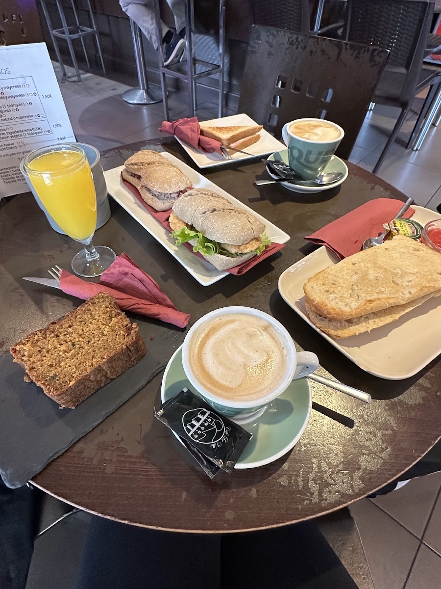 Café La Villa Photo 8