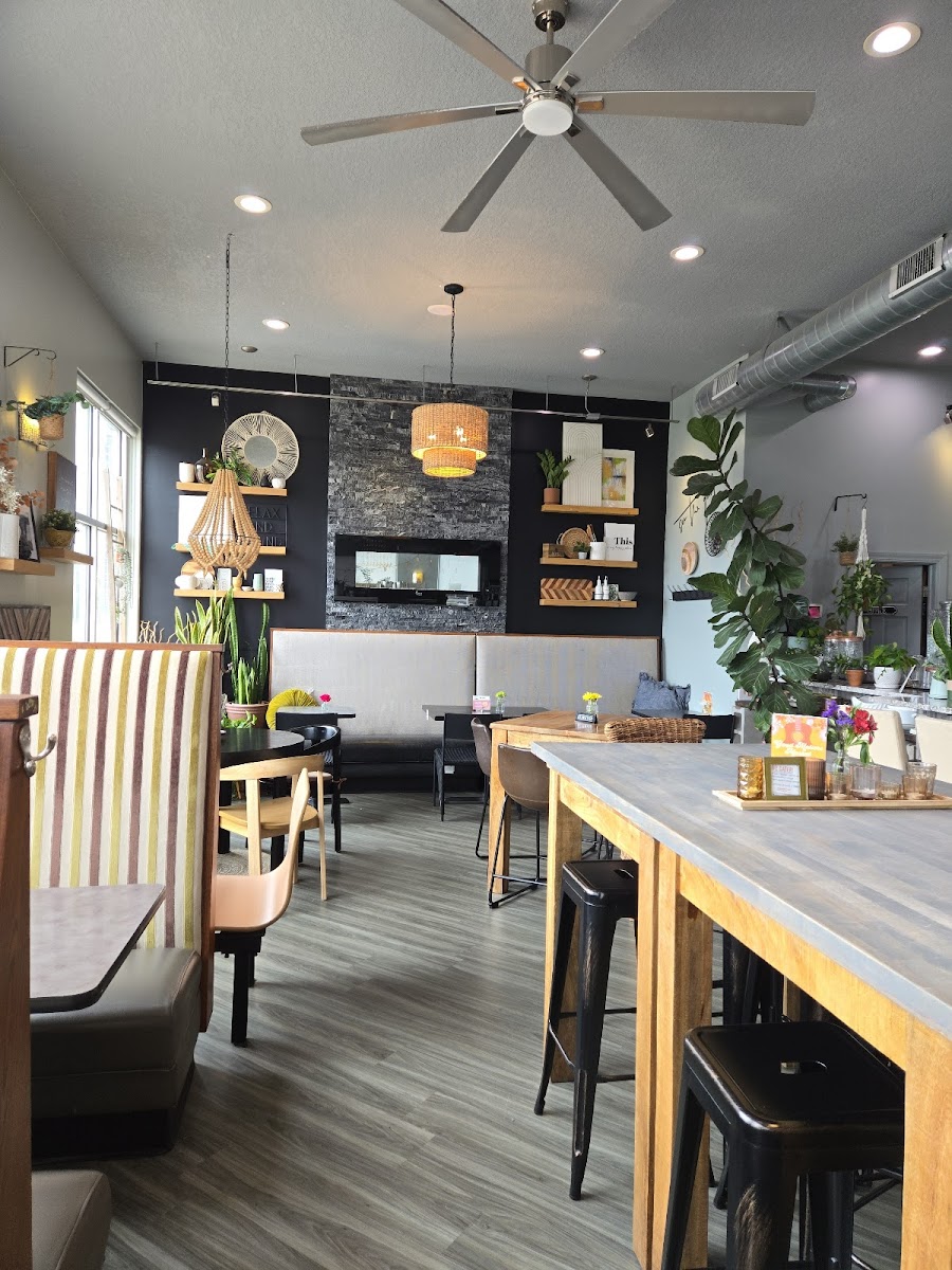 Girl + food by cafe fresh