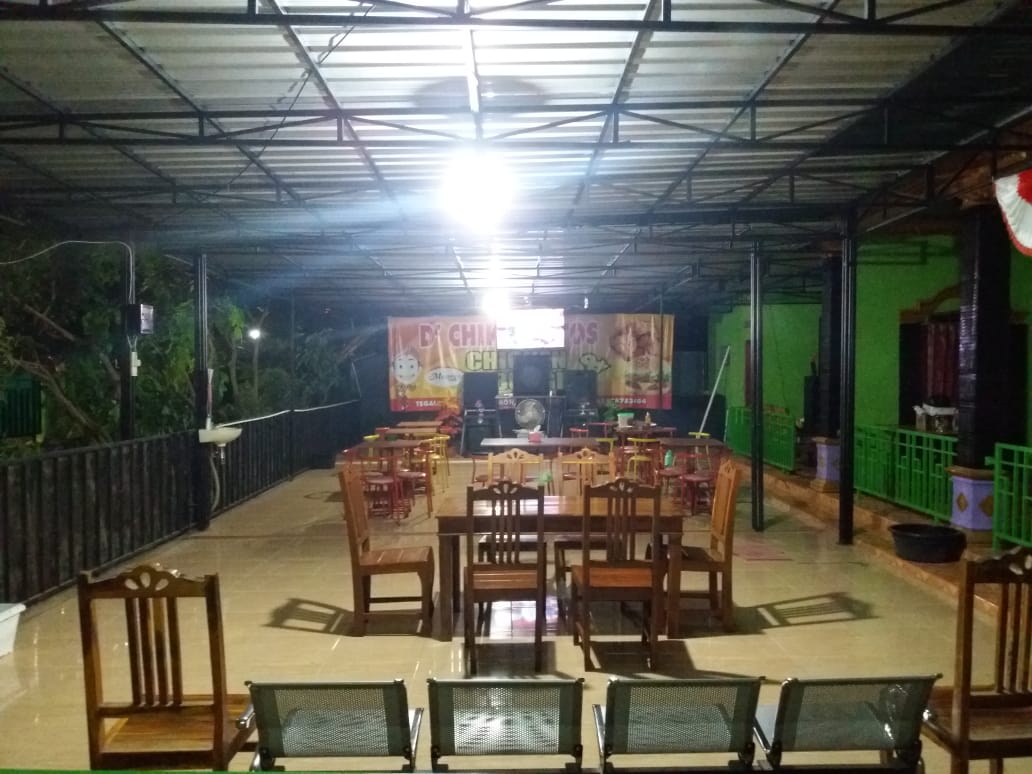 D'CHIK MANTOS CHICKEN & BURGER Photo 4