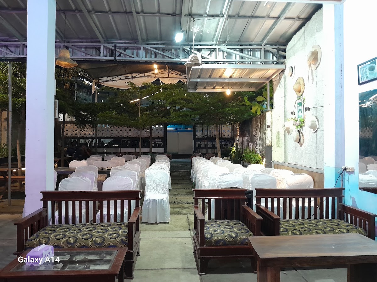 Teras 83 cafe & resto panimbang Photo 4