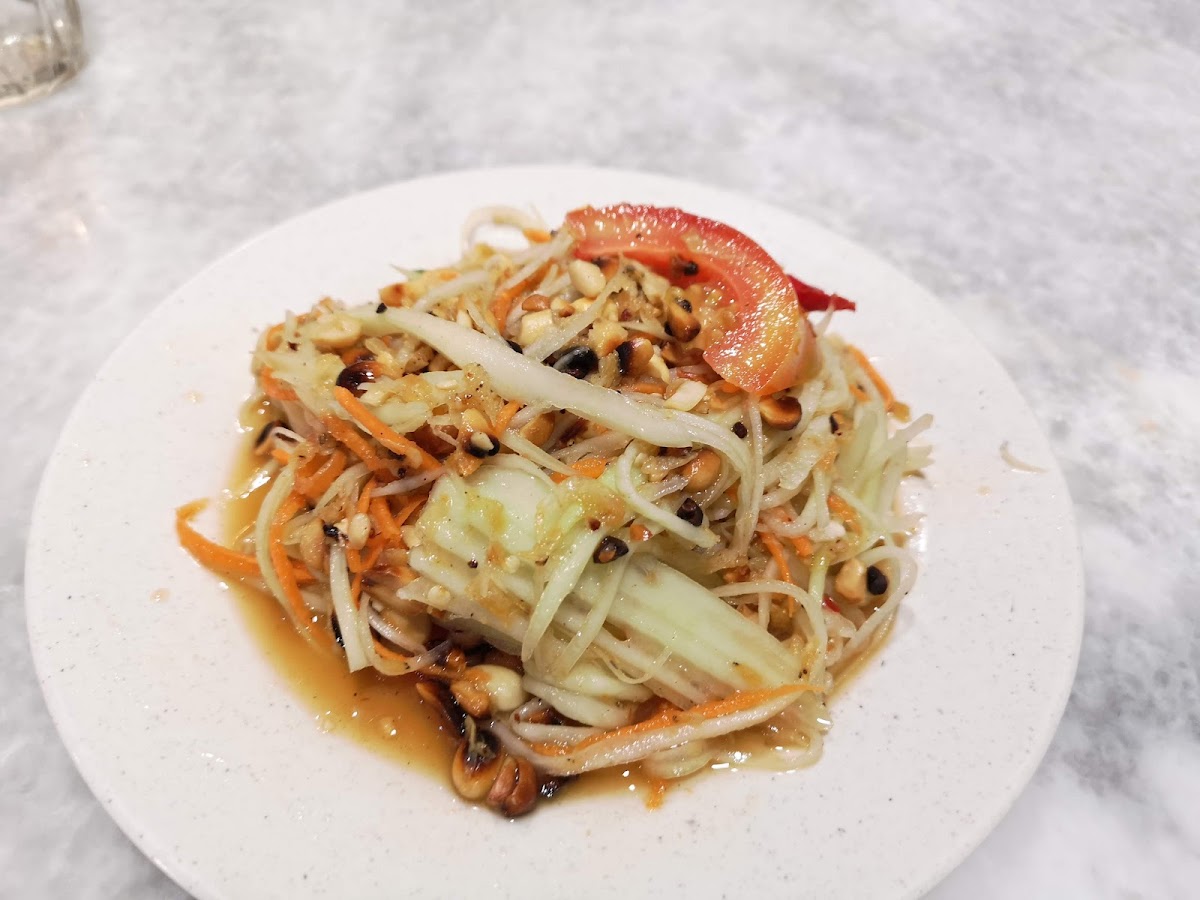 Restoran Bulan Atap Merah Photo 7