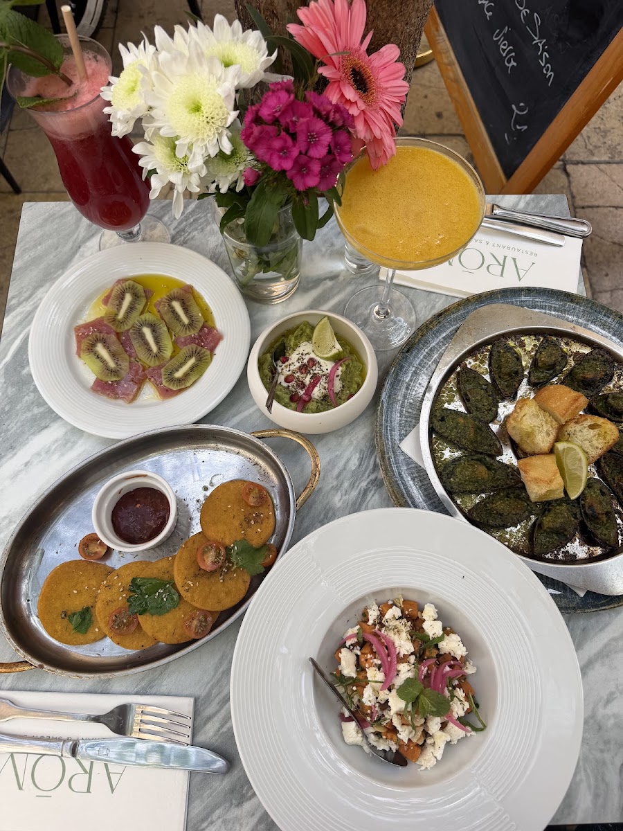 AROM RESTAURANT Photo 4