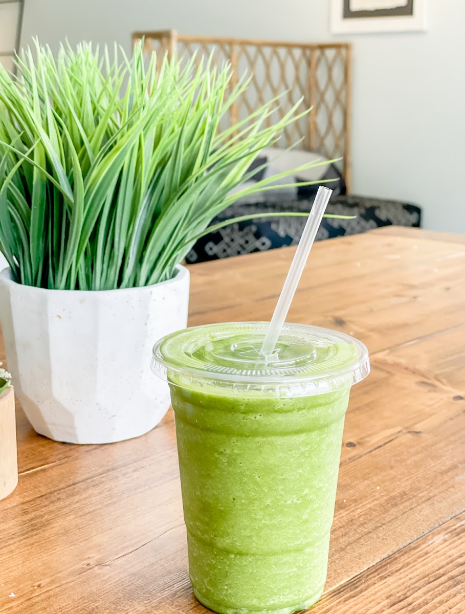 Peachy's Smoothie Cafe Photo 7