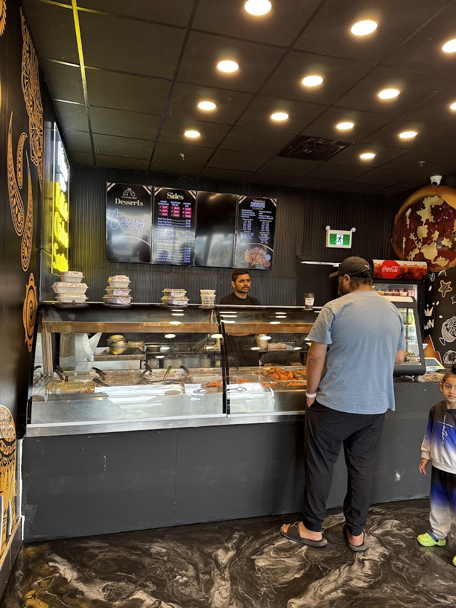 Samosa Hut Bowmanville Photo 7