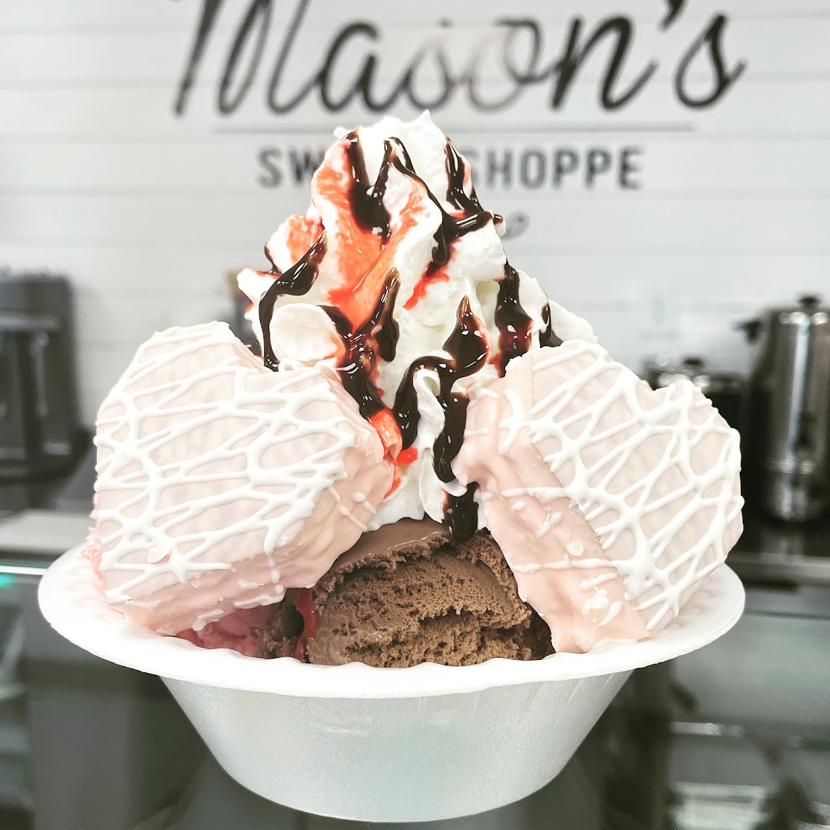 Mason's Sweet Shoppe Photo 4