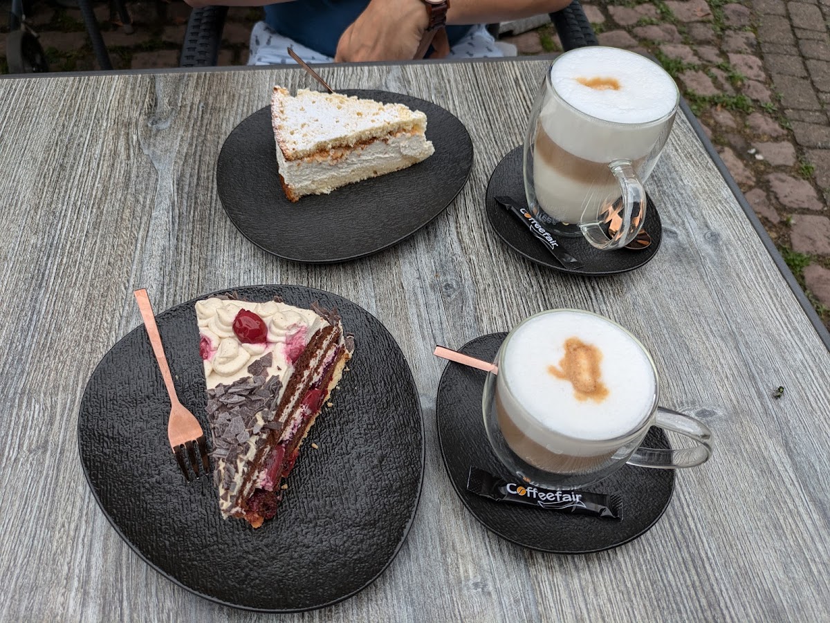 Mocca Café & Bar Photo 2