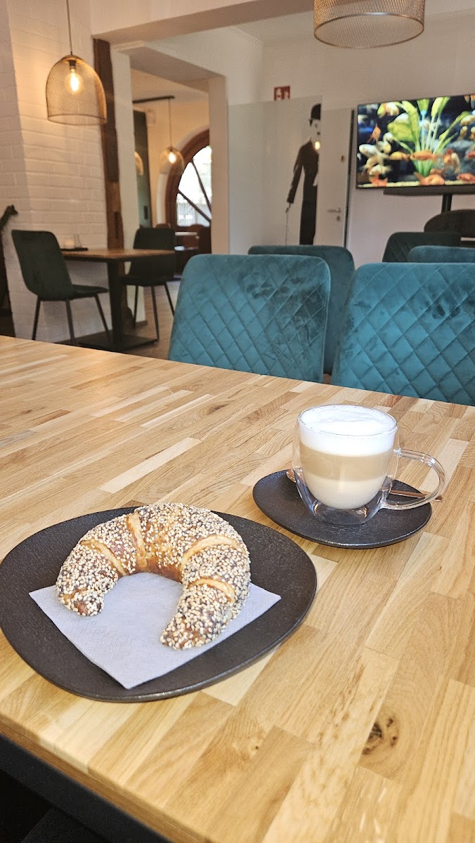 Mocca Café & Bar Photo 9