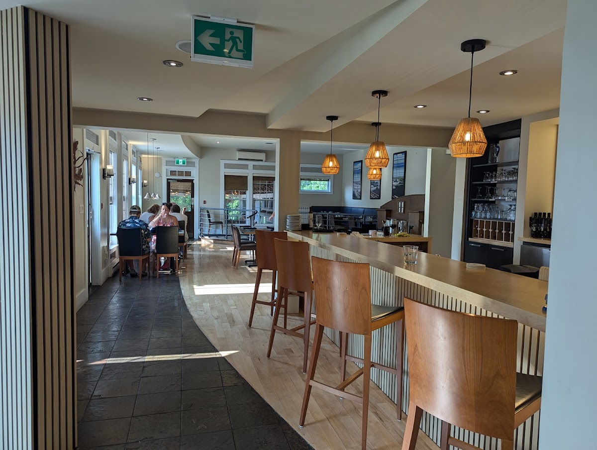 Blue Lobster Cafe + Kitchen & Lounge Photo 6