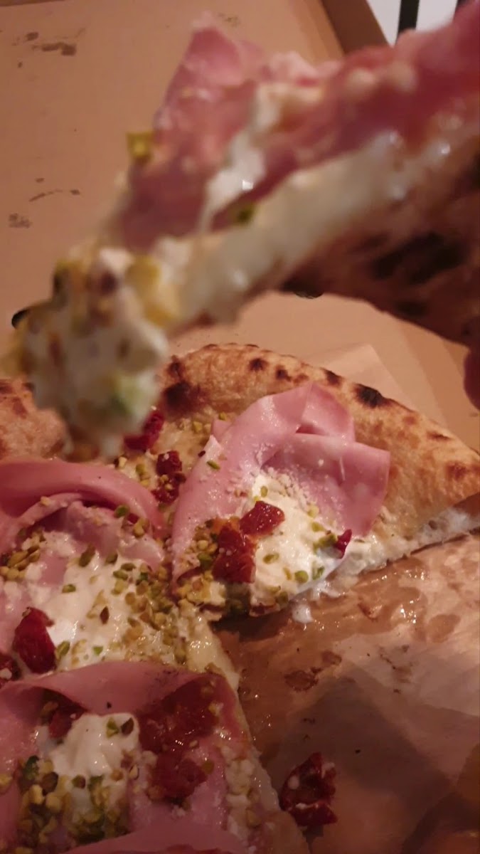 Saporia Pizza Bar Photo 2