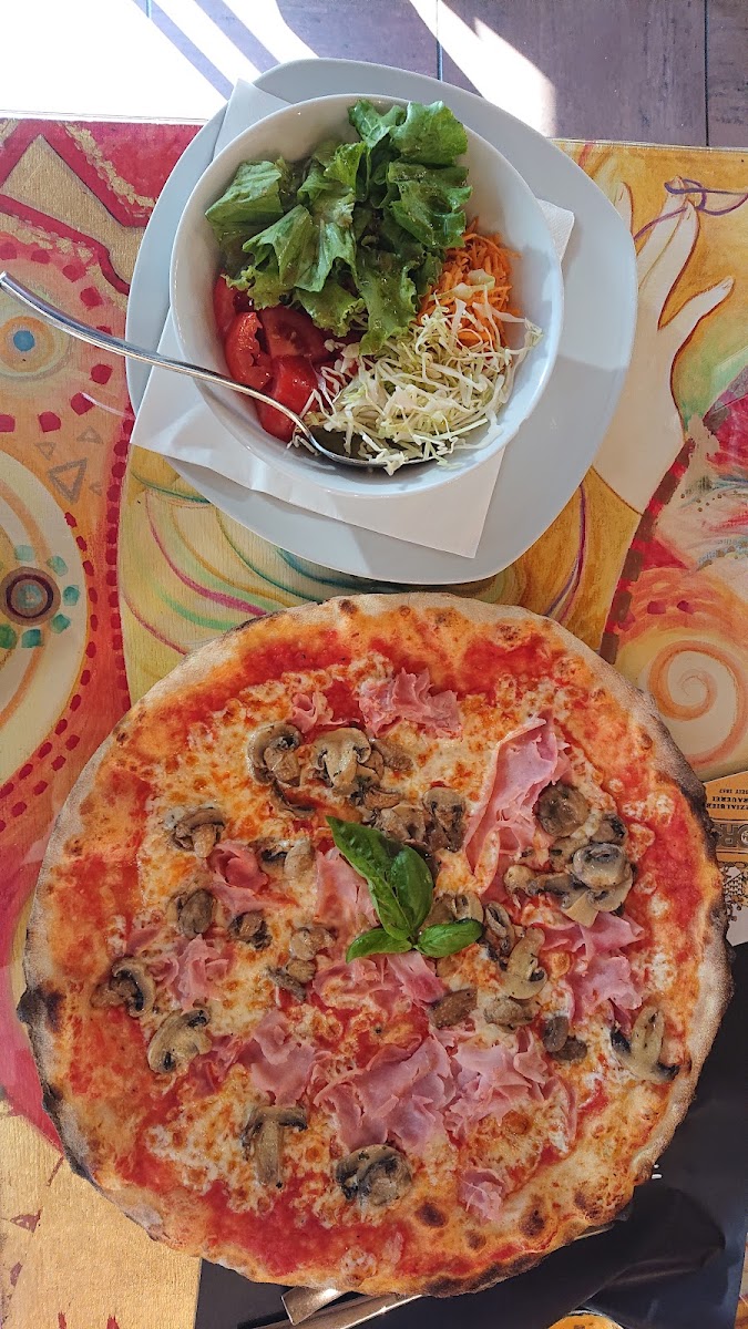 Pizzeria Ristorante Al Piacere Photo 6