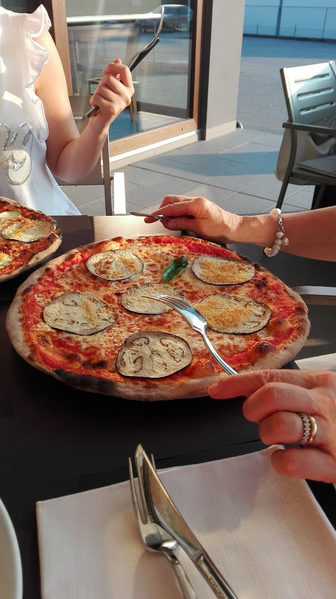 Pizzeria Ristorante Al Piacere Photo 8