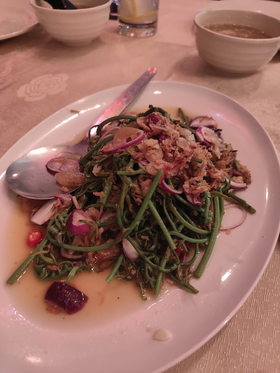 Lagenda Hill‘s Seafood Restaurant Photo 6