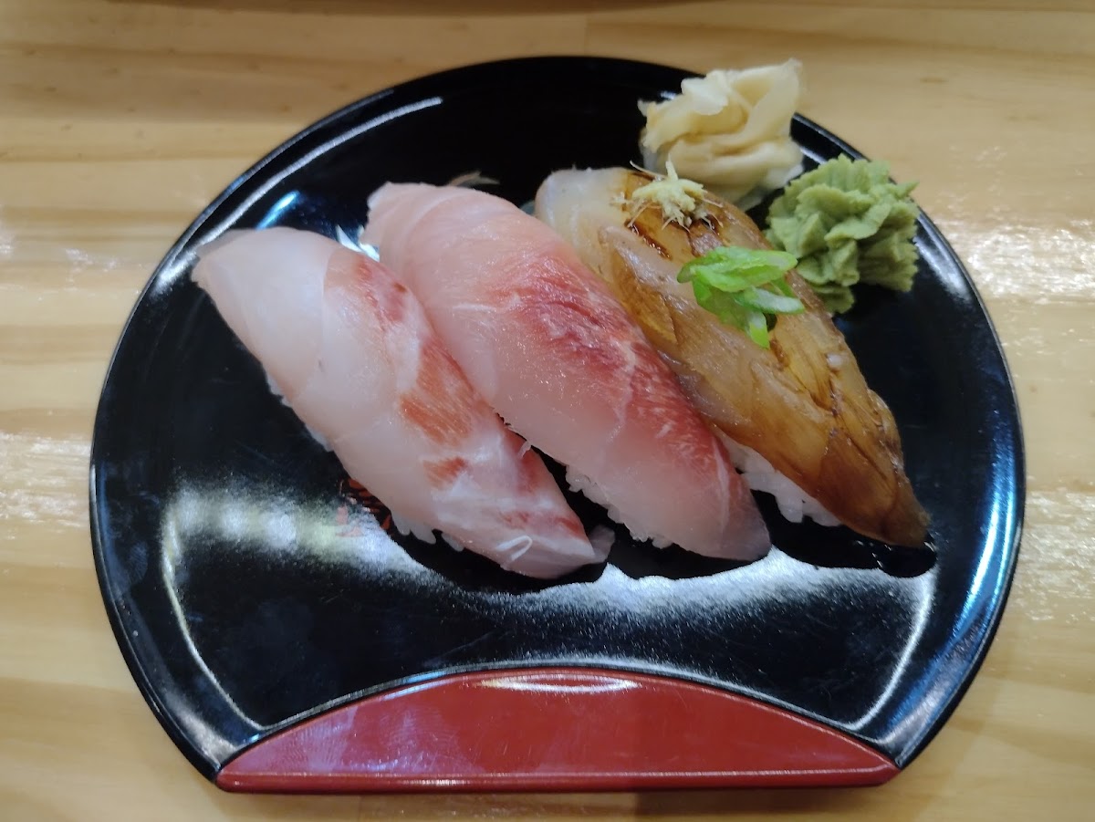Toyara Sushi Photo 8