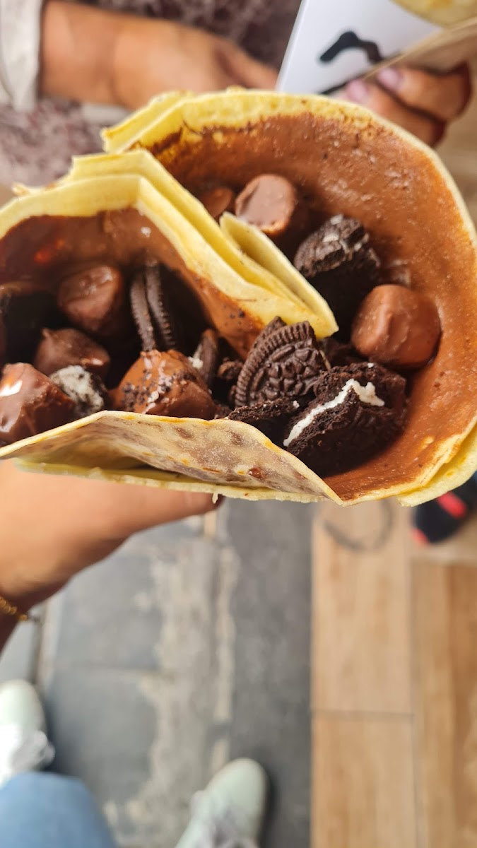 73 | Crepas & Frappes Photo 6