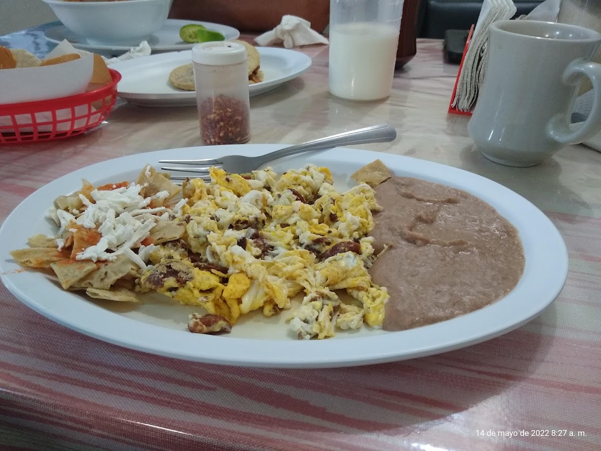 Clarita's Cafe Photo 9