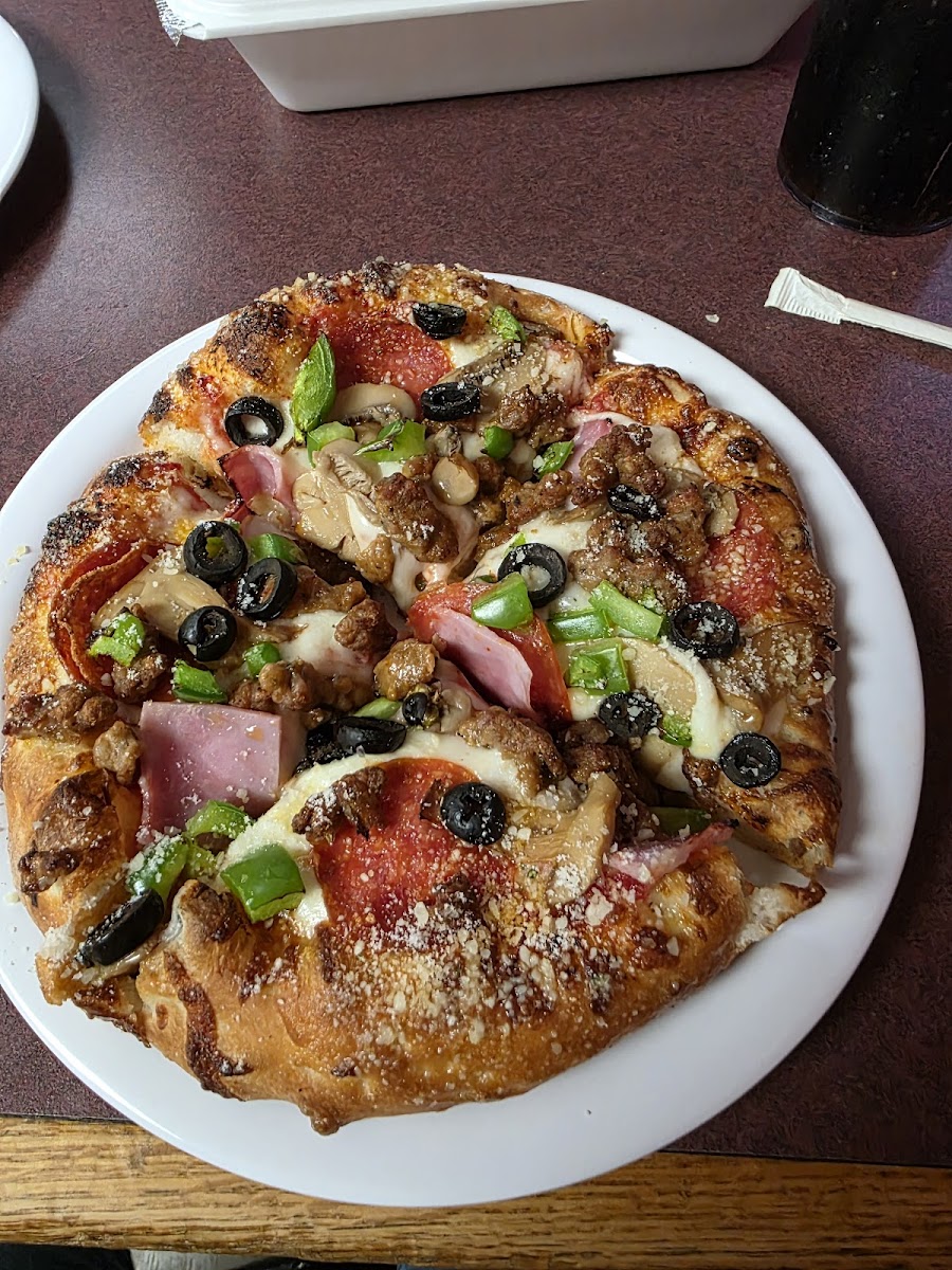 Mio Pizza Shop Photo 2