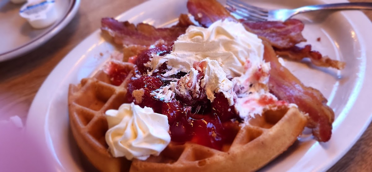 Waffle Hut Photo 7