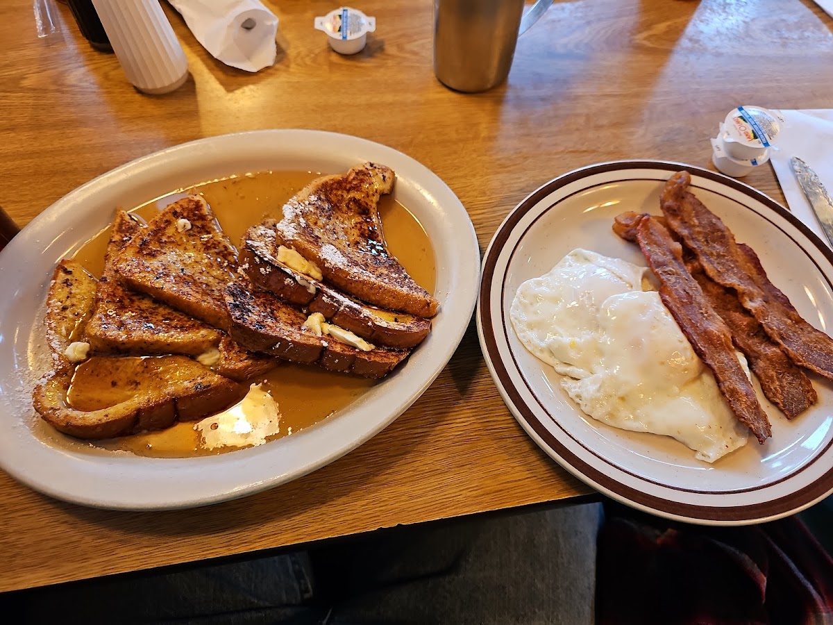Waffle Hut Photo 9